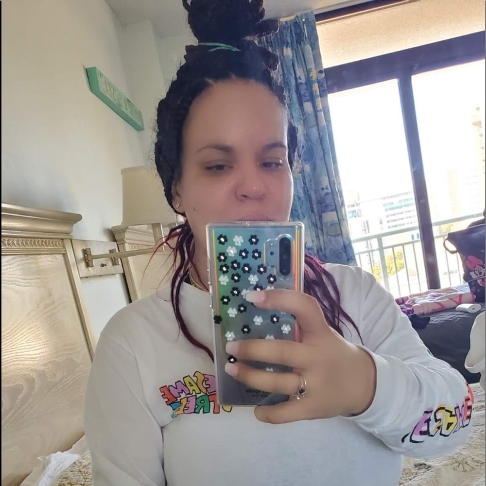 Meet your Posher, Margo